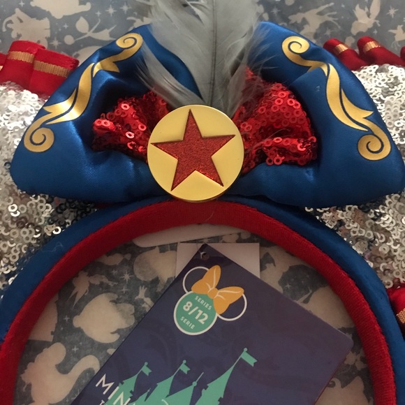 Minnie Mouse attraction Dumbo ears 8/12 - Picture 3 of 5